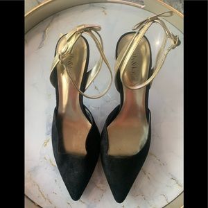 Kelly & Katie gold bow sling back heels